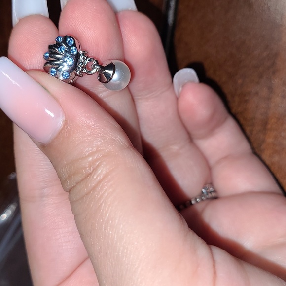 Seashell Charm - Picture 5 of 5